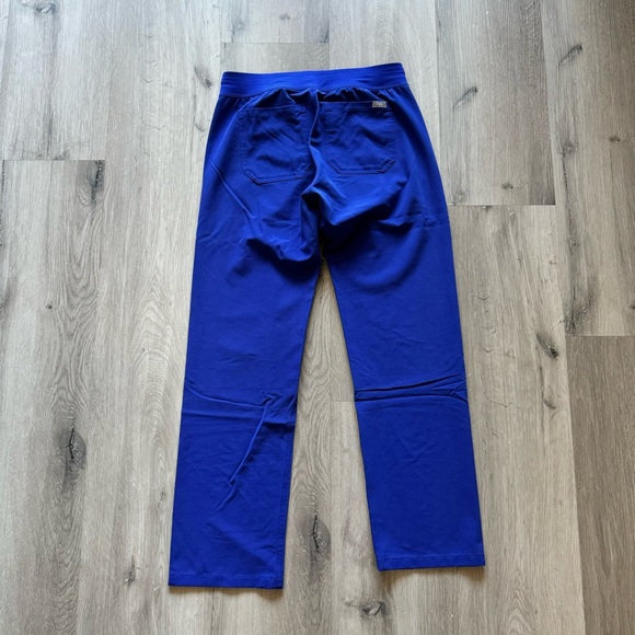 Figs Deep Royal Blue Casma Livingston Scrubs - Picture 9 of 9